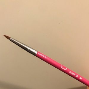 Sigma Beauty Eyeliner Brush E05